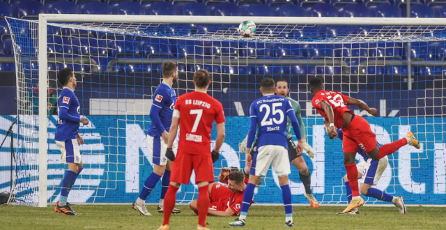 Стратегии за футболни залози