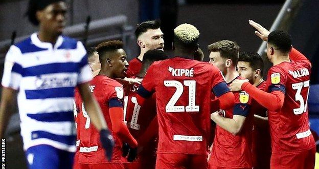 Стратегии за футболни залози